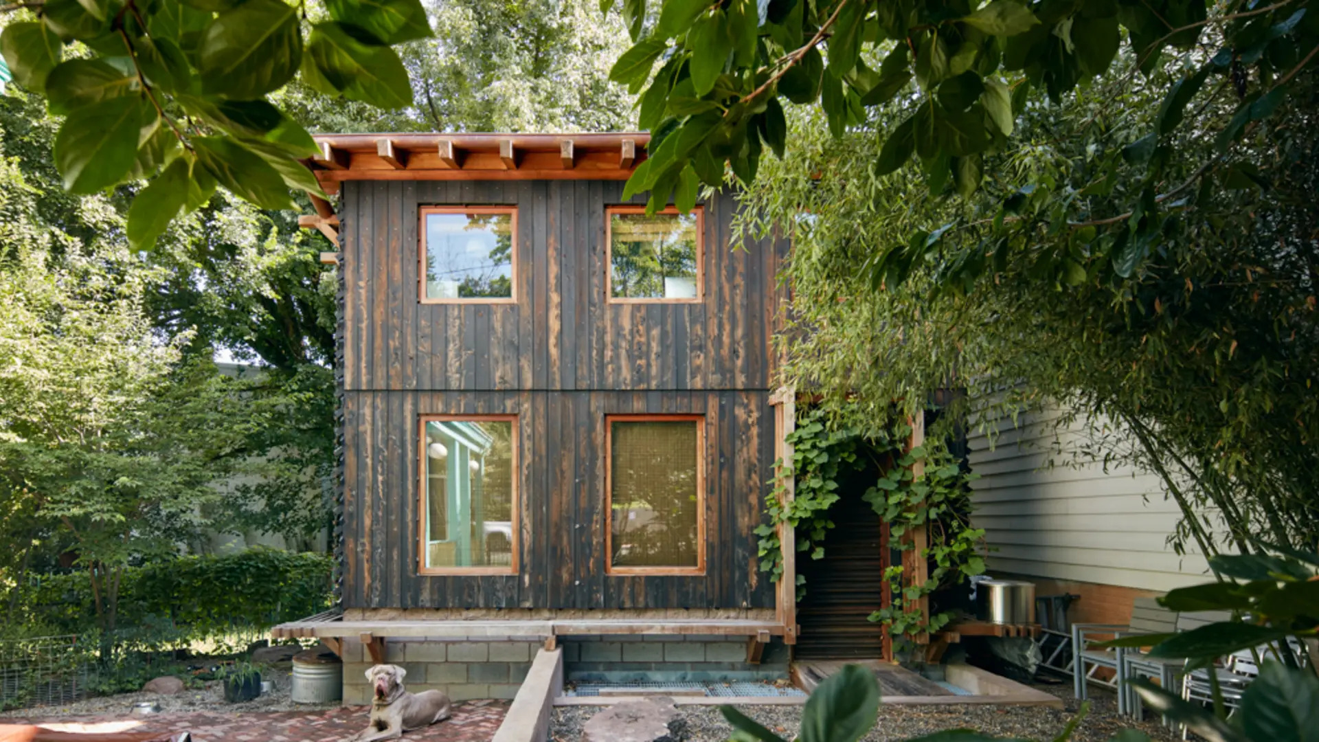 GRASS HOUSE