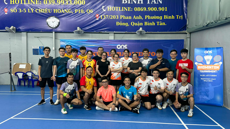 Giải hoạt động cầu lông nội bộ