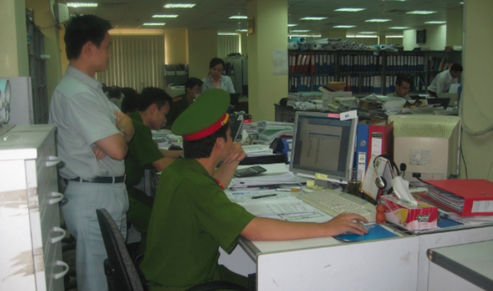 Kiểm tra bản quyền doanh nghiệp