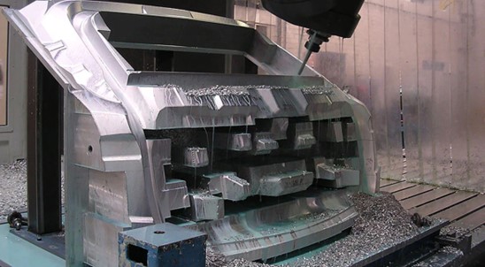 Rất nhiều dự án tại Eccles yêu cầu gia công 5 trục