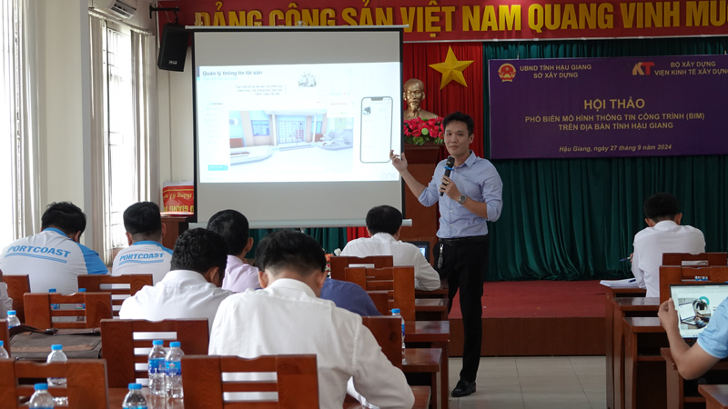 Ông Châu Tuấn Hải - Giám đốc công nghệ OneCAD Viet Nam phát biểu tại hội thảo