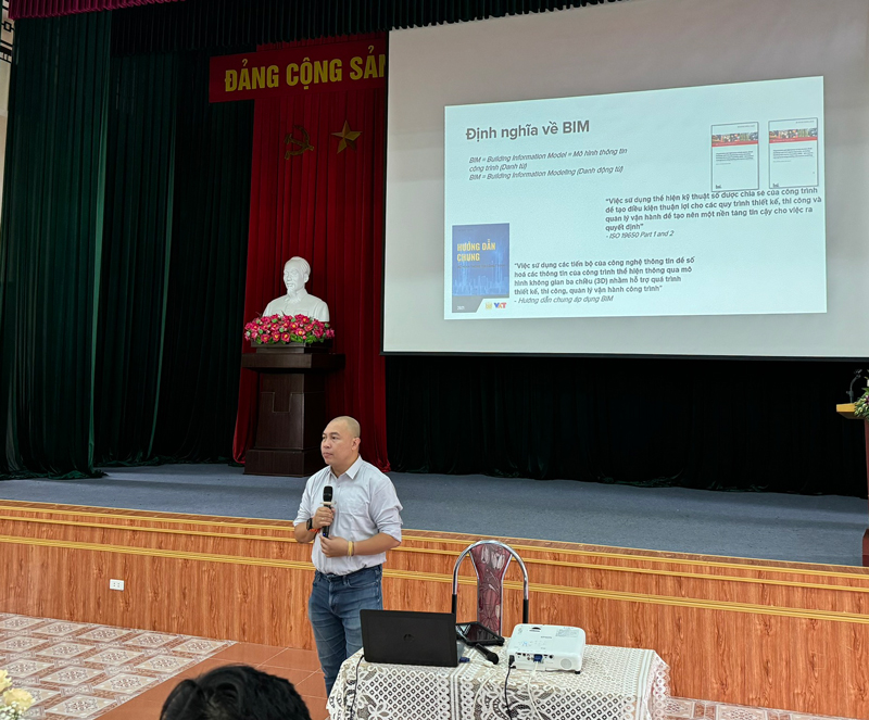 Tiến sĩ Tạ Ngọc Bình
